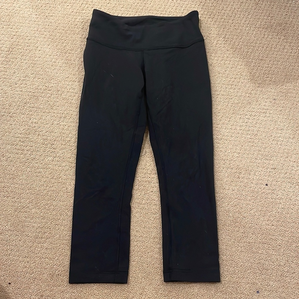 Black lululemon leggings